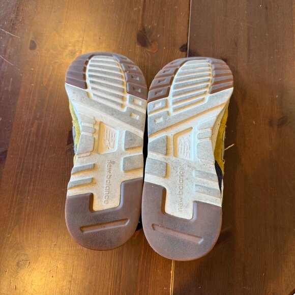 New Balance 997H Cordura Gold Moss Men’s Sneakers - Picture 5 of 8